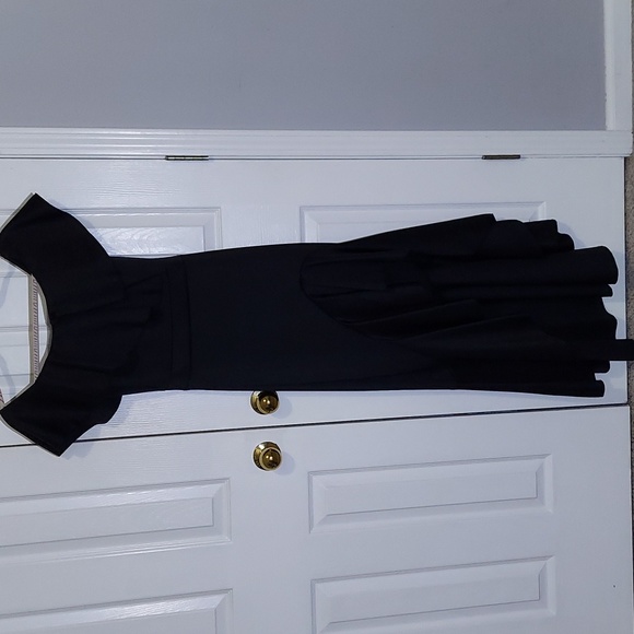 💗GOWN💗 high-low/ black/ off the shoulder - Picture 1 of 3